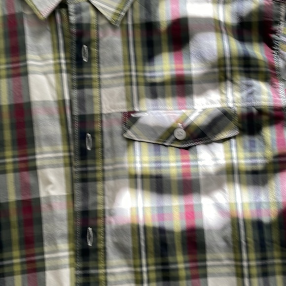 Mountain hardwear ss shirt excellent condition - Picture 3 of 3